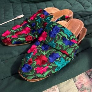 Free people embroidered mules women size 40